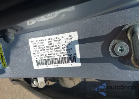 2013 Honda Accord Touring z USA, uszkodzony, nr VIN 1HGCR3F95DA041302